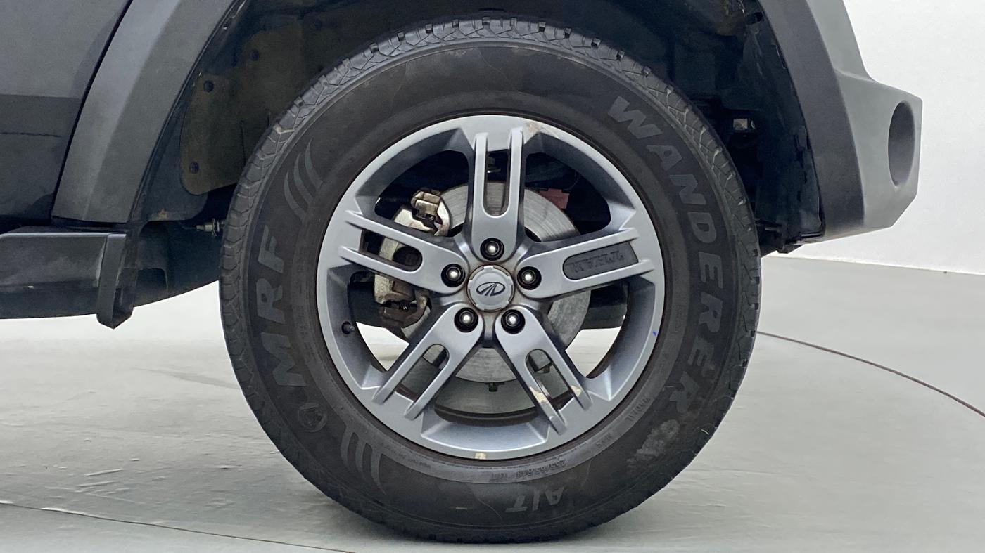 2021 Mahindra Thar LX HT PETROL 4WD MT, Petrol, Manual, 13,900 km, Right Front Wheel