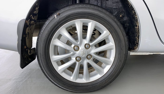 2013 Toyota Etios V SP, Petrol, Manual, 97,892 km, Right Rear Wheel