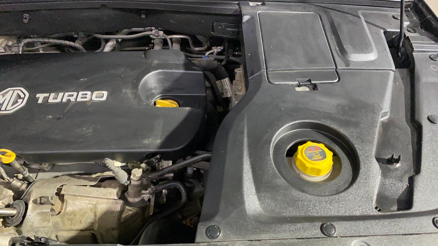 2021 MG HECTOR PLUS SELECT 2.0 DIESEL TURBO MT 7-STR, Diesel, Manual, 30,192 km, Engine View - Left