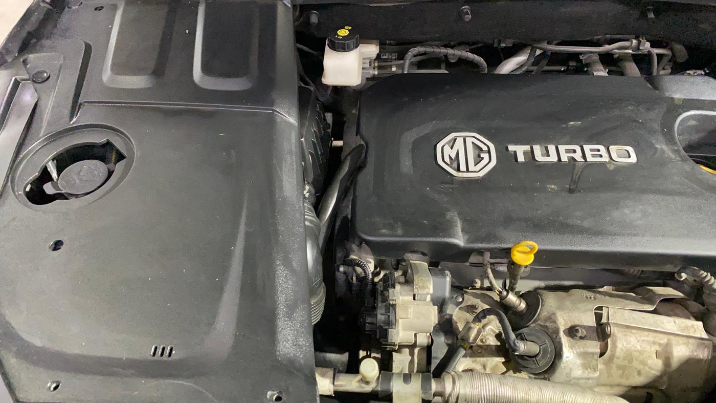 2021 MG HECTOR PLUS SELECT 2.0 DIESEL TURBO MT 7-STR, Diesel, Manual, 30,192 km, Engine View - Right