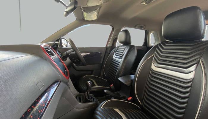 2018 Maruti Vitara Brezza ZDI, Diesel, Manual, 26,354 km, Right Side Front Door Cabin