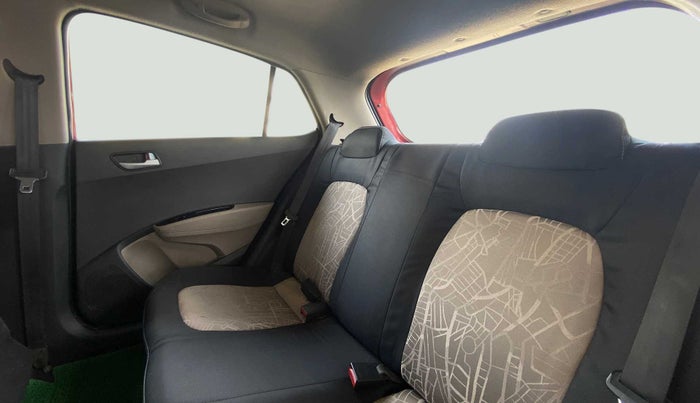 2017 Hyundai Grand i10 SPORTZ 1.2 KAPPA VTVT, Petrol, Manual, 41,044 km, Right Side Rear Door Cabin