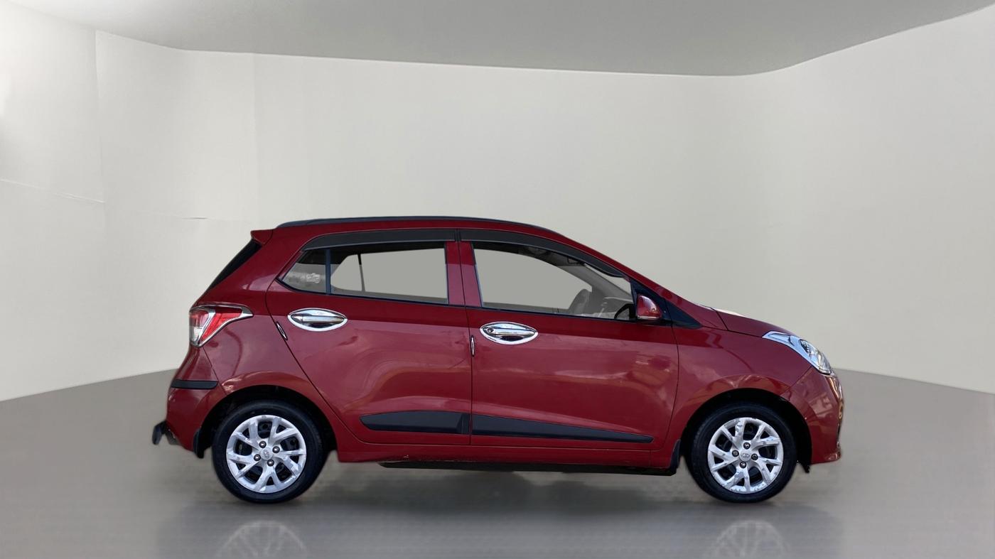 2017 Hyundai Grand i10 SPORTZ 1.2 KAPPA VTVT, Petrol, Manual, 41,044 km, Right Side View