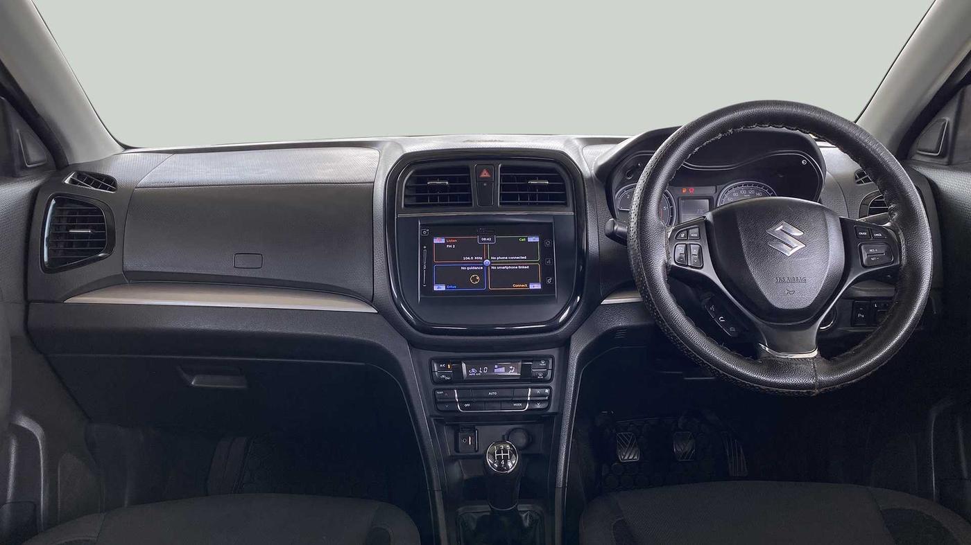 2016 Maruti Vitara Brezza ZDI PLUS DUAL TONE, Diesel, Manual, 72,494 km, Dashboard