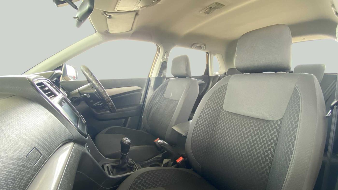 2016 Maruti Vitara Brezza ZDI PLUS DUAL TONE, Diesel, Manual, 72,494 km, Right Side Front Door Cabin