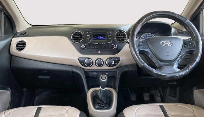 2016 Hyundai Grand i10 SPORTZ 1.2 KAPPA VTVT, Petrol, Manual, 28,655 km, Right Side Front Door Cabin