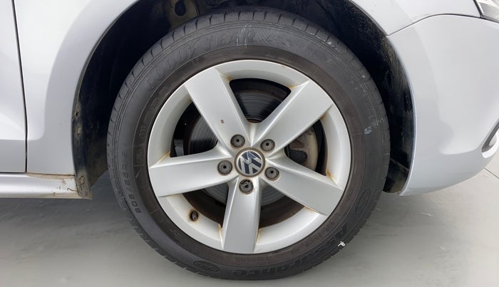 2012 Volkswagen Jetta TRENDLINE 1.4 TSI MT, Petrol, Manual, 92,679 km, Right Front Wheel