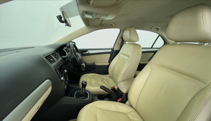 2012 Volkswagen Jetta TRENDLINE 1.4 TSI MT, Petrol, Manual, 92,679 km, Right Side Front Door Cabin