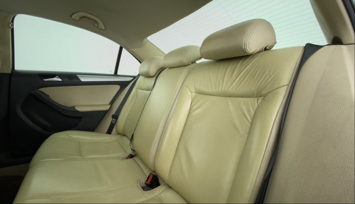 2012 Volkswagen Jetta TRENDLINE 1.4 TSI MT, Petrol, Manual, 92,679 km, Right Side Rear Door Cabin