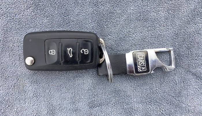 2012 Volkswagen Jetta TRENDLINE 1.4 TSI MT, Petrol, Manual, 92,679 km, Key Close Up