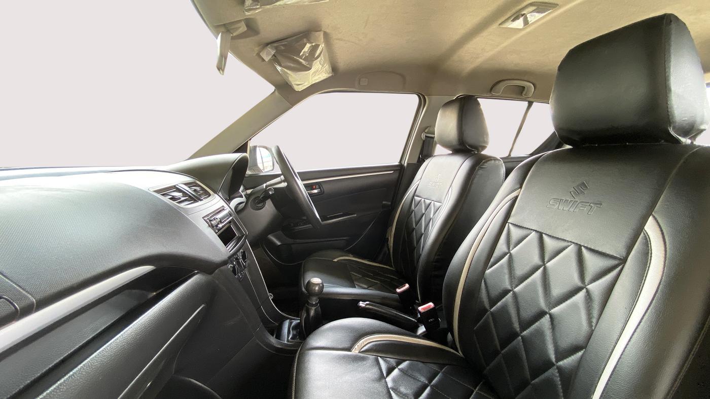 2011 Maruti Swift VDI, Diesel, Manual, 38,871 km, Right Side Front Door Cabin