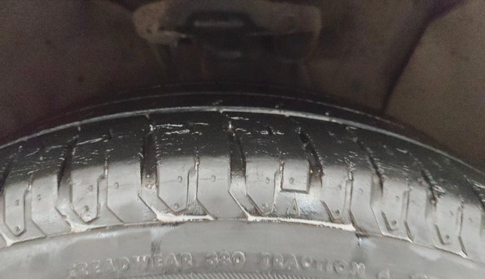 2019 Hyundai Verna 1.6 VTVT SX, Petrol, Manual, 41,403 km, Right Front Tyre Tread