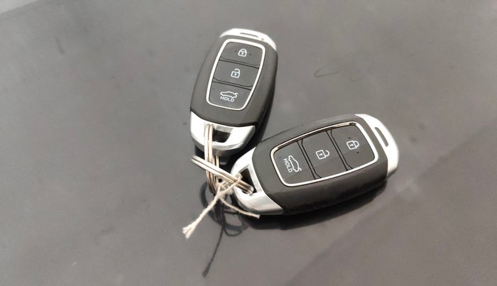 2019 Hyundai Verna 1.6 VTVT SX, Petrol, Manual, 41,403 km, Key Close Up