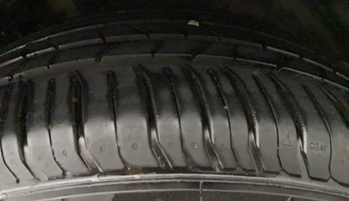 2014 Skoda Octavia ELEGANCE 1.8 TSI AT, Petrol, Automatic, 55,619 km, Left Rear Tyre Tread