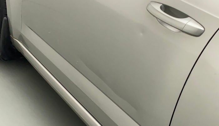 2014 Skoda Octavia ELEGANCE 1.8 TSI AT, Petrol, Automatic, 55,619 km, Front passenger door - Slightly dented
