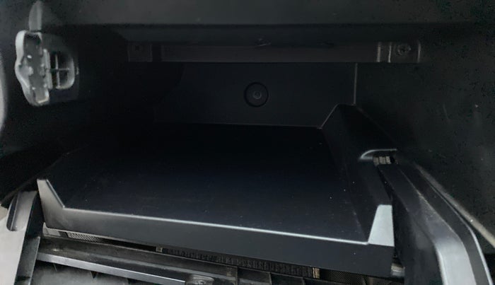 2015 Toyota Etios CROSS G, Petrol, Manual, 30,243 km, Cooled Glove Box