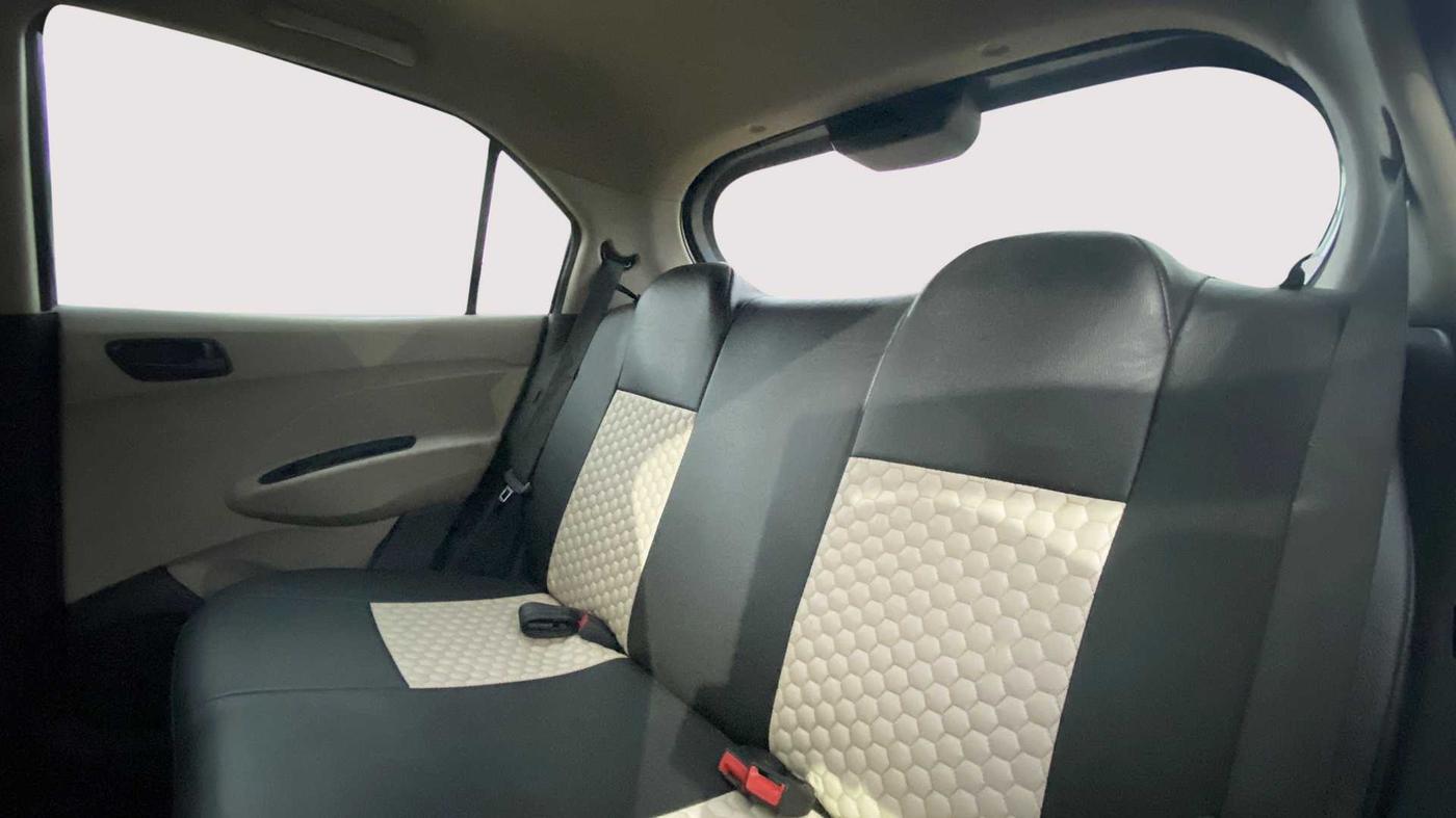2020 Hyundai NEW SANTRO 1.1 SPORTZ MT CNG, CNG, Manual, 85,312 km, Right Side Rear Door Cabin