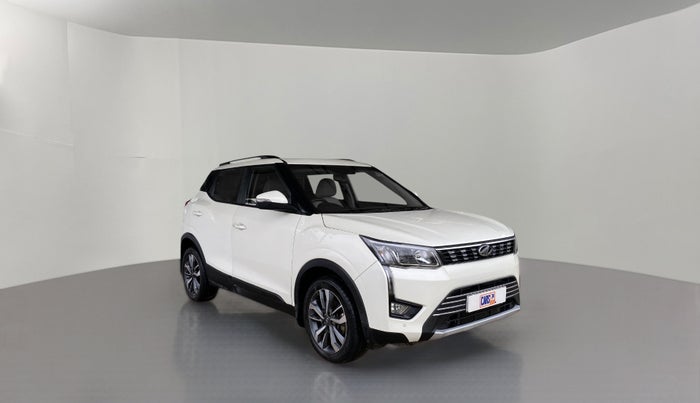 2021 Mahindra XUV300 1.2 W8 OPT, Petrol, Manual, 30,981 km, Right Front Diagonal