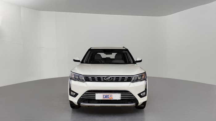 2021 Mahindra XUV300 1.2 W8 OPT, Petrol, Manual, 30,981 km, Front