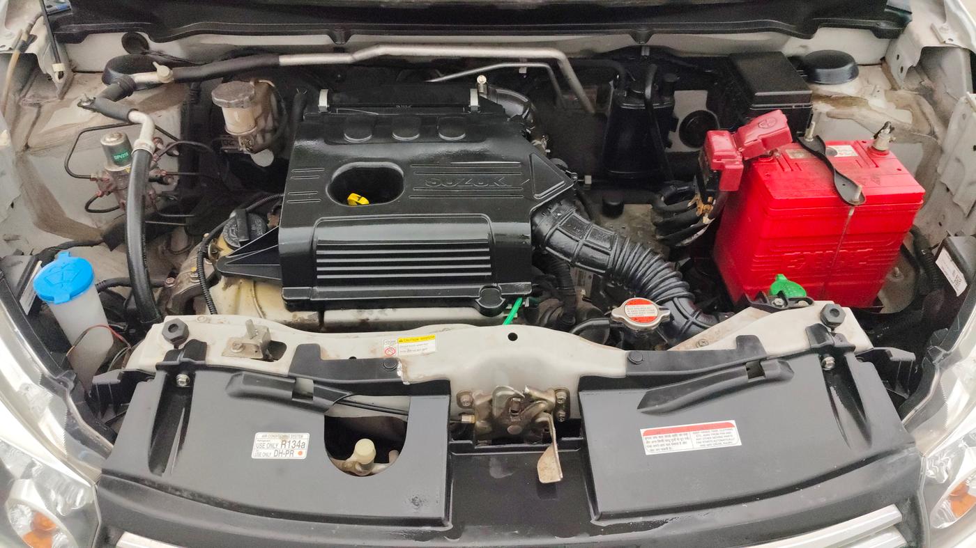 2016 Maruti Celerio VXI AMT, Petrol, Automatic, 18,287 km, Engine View