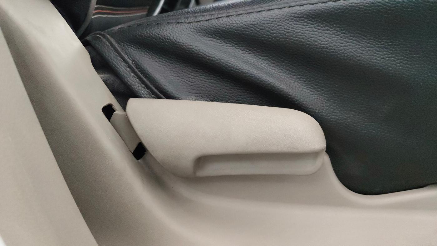 2016 Maruti Celerio VXI AMT, Petrol, Automatic, 18,287 km, Driver Side Adjustment Panel