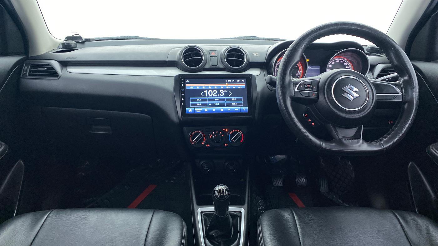 2019 Maruti Swift VXI D, Petrol, Manual, 33,134 km, Dashboard