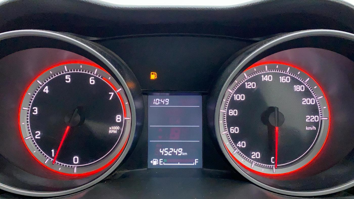 2021 Maruti Swift VXI D, Petrol, Manual, 45,335 km, Odometer Image