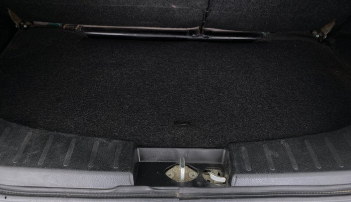 2014 Maruti Wagon R 1.0 VXI, Petrol, Manual, 61,117 km, Boot Inside