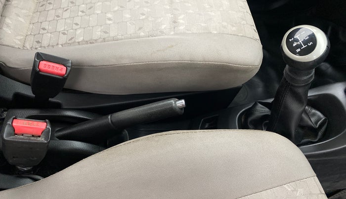 2014 Maruti Wagon R 1.0 VXI, Petrol, Manual, 61,117 km, Gear Lever