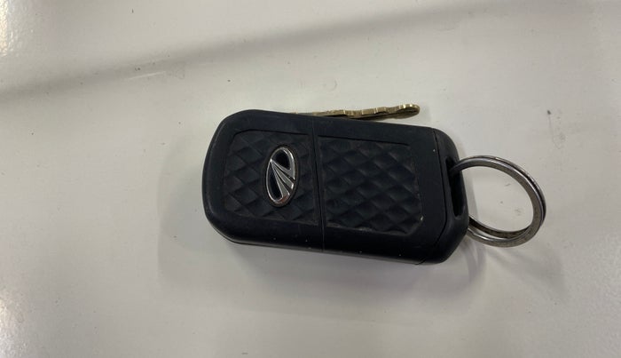 2022 Mahindra BOLERO NEO N 4, Diesel, Manual, 1,03,710 km, Key Close Up