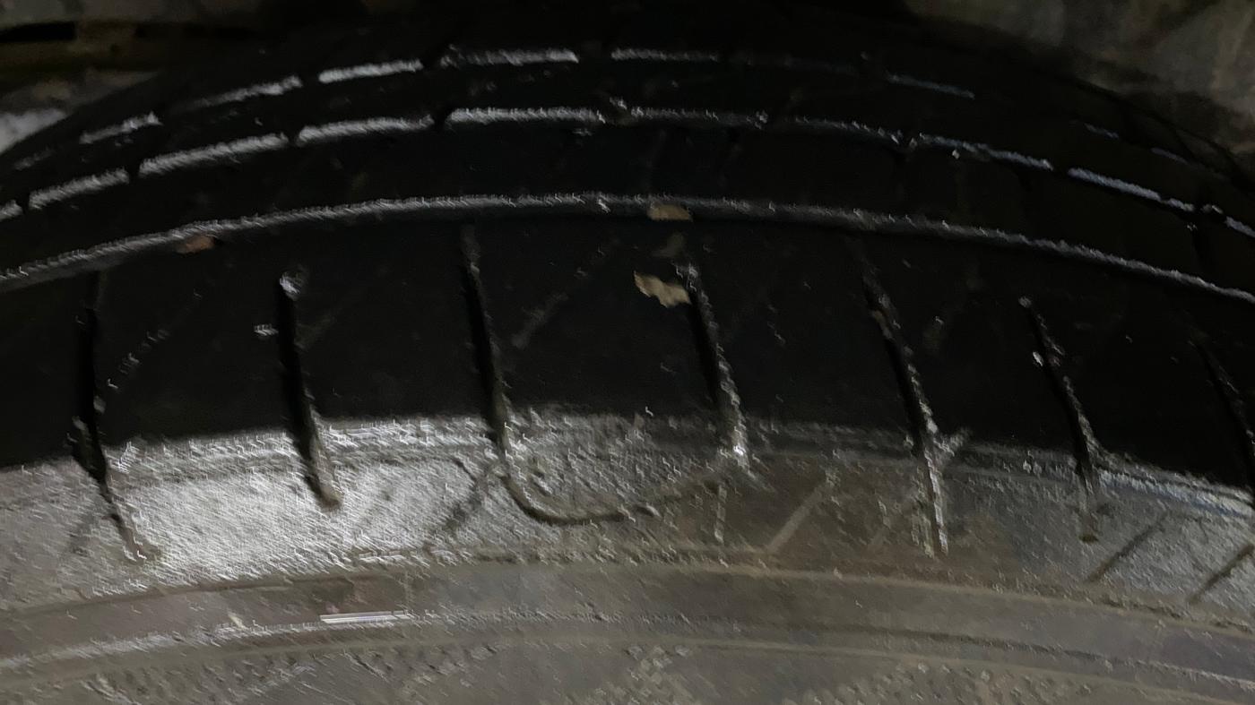 2022 Mahindra BOLERO NEO N 4, Diesel, Manual, 1,05,611 km, Left Rear Tyre Tread