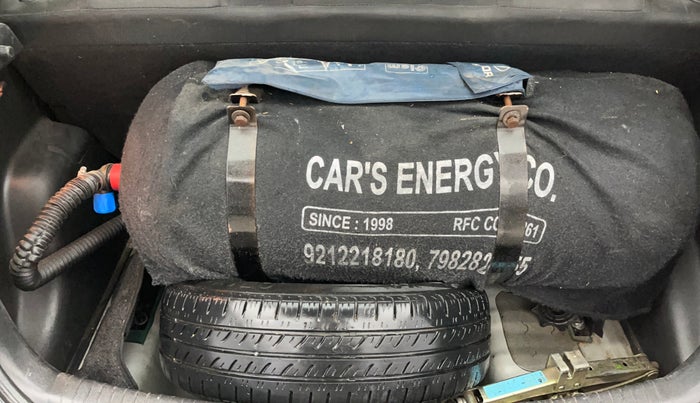 2015 Hyundai Grand i10 SPORTZ 1.2 KAPPA VTVT, CNG, Manual, 1,16,099 km, Boot Inside