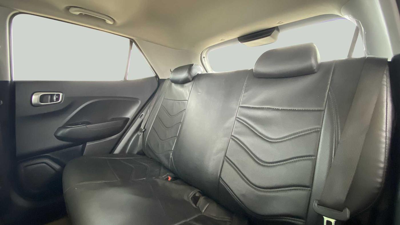 2021 Hyundai VENUE 1.0L Turbo GDI SX MT, Petrol, Manual, 28,518 km, Right Side Rear Door Cabin