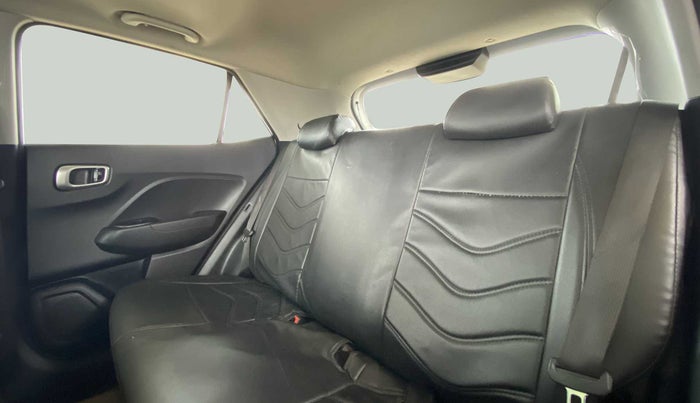 2021 Hyundai VENUE 1.0L Turbo GDI SX MT, Petrol, Manual, 28,518 km, Right Side Rear Door Cabin