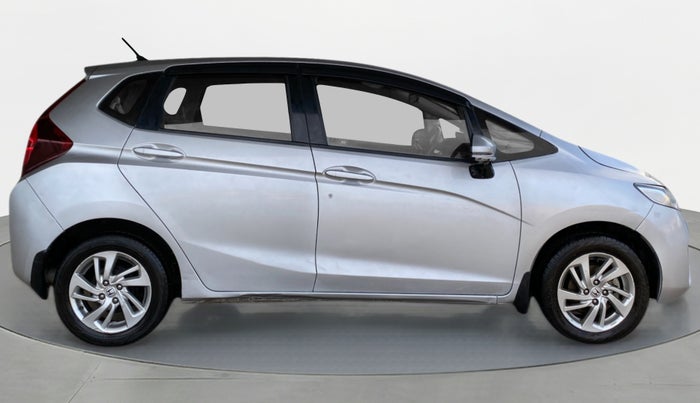 2016 Honda Jazz 1.2 V MT, Petrol, Manual, 37,057 km, Right Side View