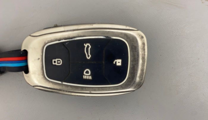 2022 Tata ALTROZ XZ PLUS PETROL DARK EDITION, Petrol, Manual, 80,230 km, Key Close Up