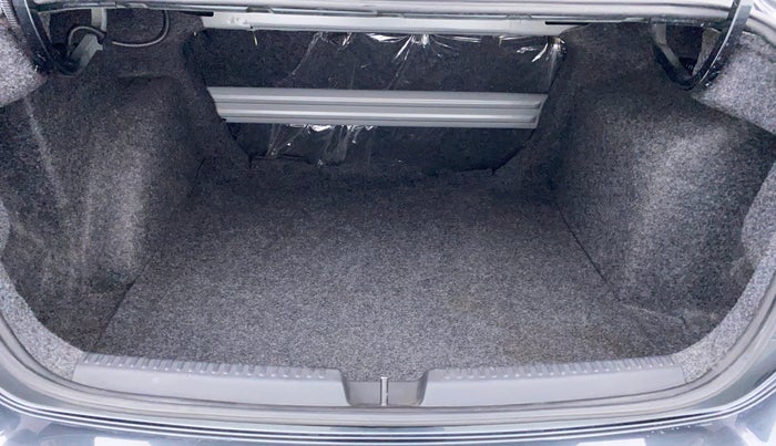 2018 Volkswagen Vento 1.2 TSI HIGHLINE PLUS AT, Petrol, Automatic, 92,699 km, Boot Inside