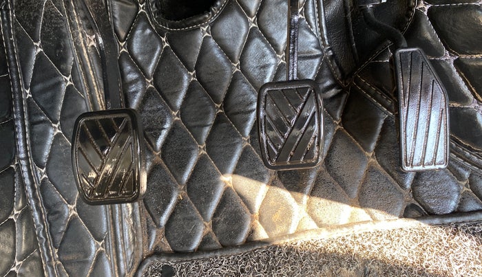 2022 Maruti New Wagon-R VXI CNG 1.0, CNG, Manual, 69,990 km, Pedals