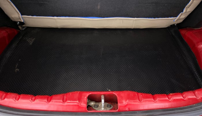 2014 Hyundai Eon D LITE PLUS, Petrol, Manual, 43,136 km, Boot Inside