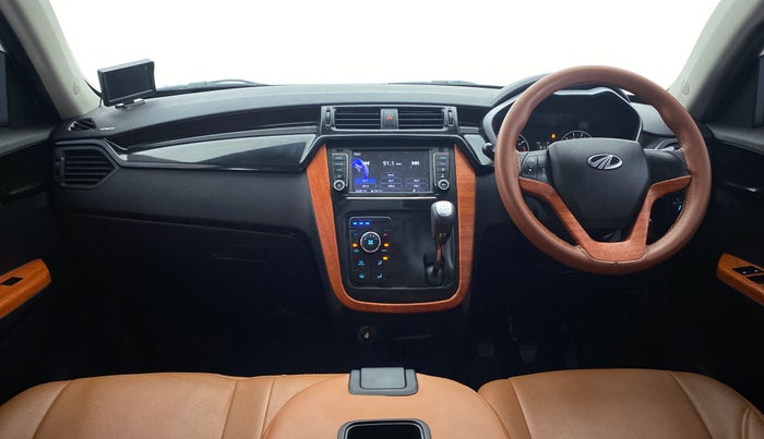 2020 Mahindra KUV 100 NXT K8 6 STR, Petrol, Manual, 18,672 km, Dashboard