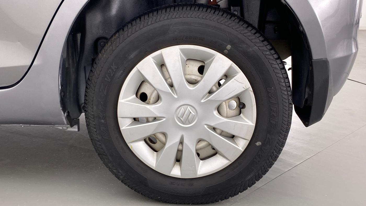 2014 Maruti Swift LXI D, Petrol, Manual, 52,370 km, Left Rear Wheel