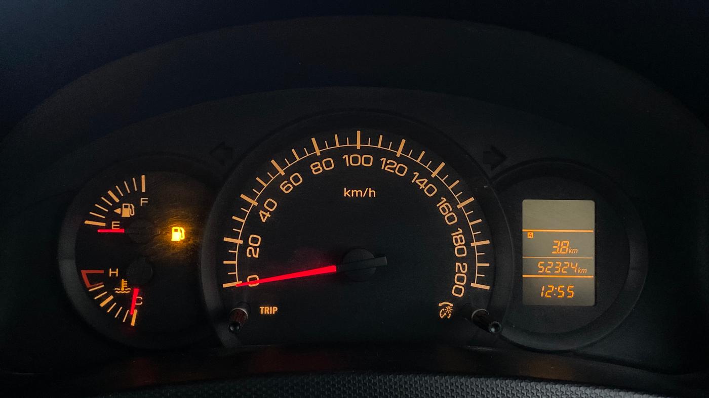 2014 Maruti Swift LXI D, Petrol, Manual, 52,370 km, Odometer Image
