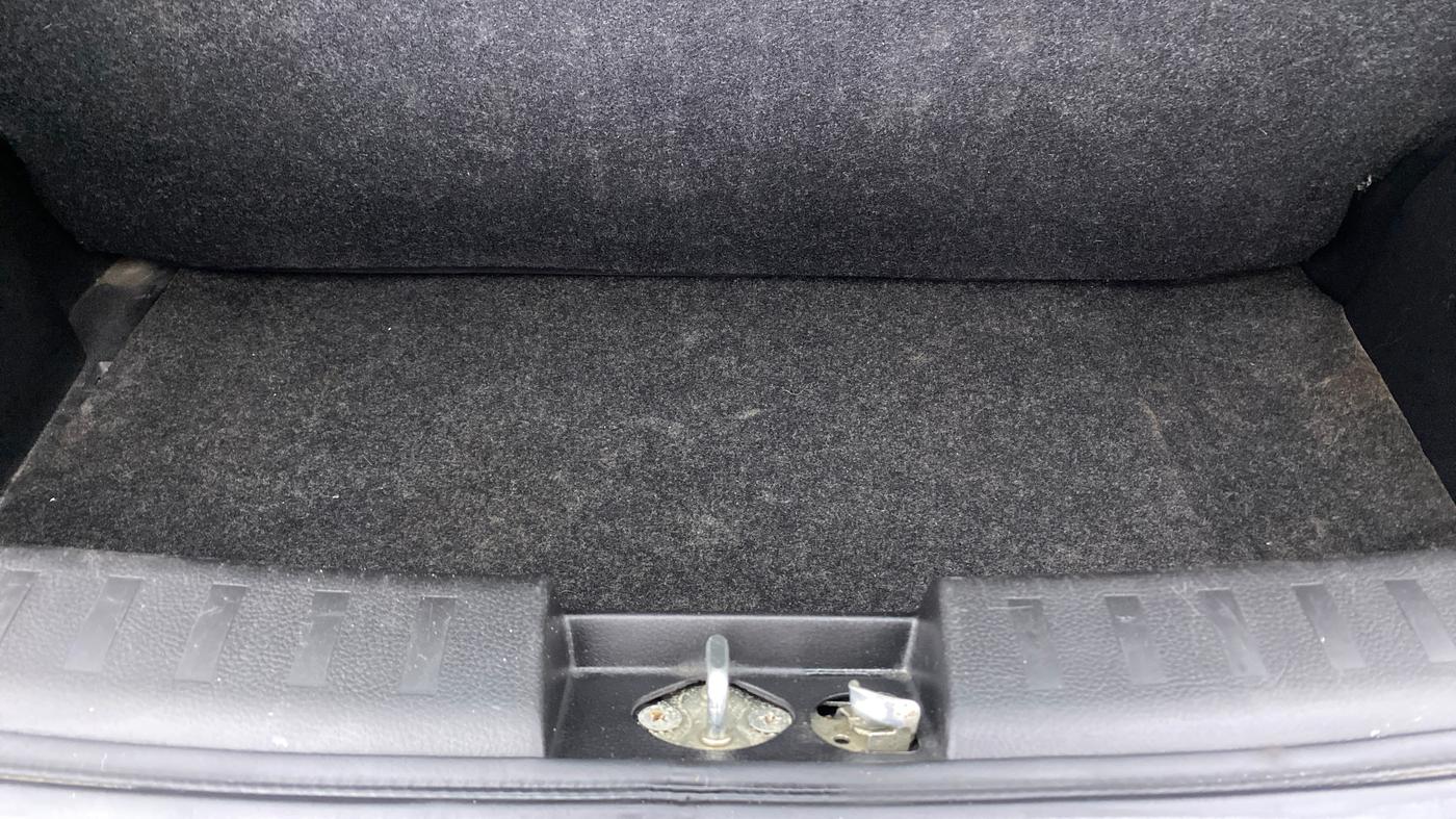 2014 Maruti Swift LXI D, Petrol, Manual, 52,370 km, Boot Inside