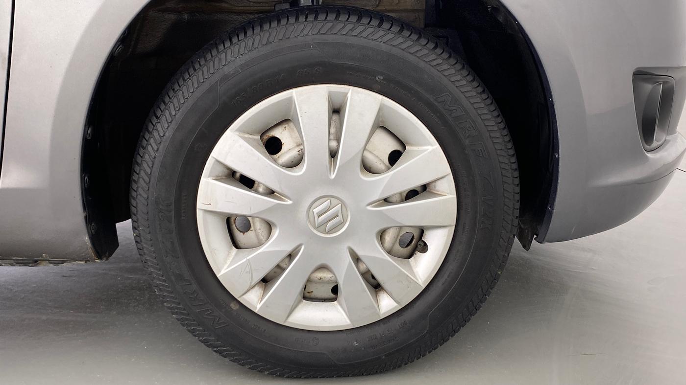 2014 Maruti Swift LXI D, Petrol, Manual, 52,370 km, Right Front Wheel
