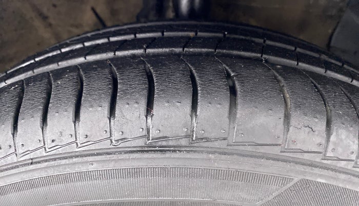 2019 Hyundai NEW SANTRO 1.1 SPORTS AMT, Petrol, Automatic, 7,554 km, Right Front Tyre Tread