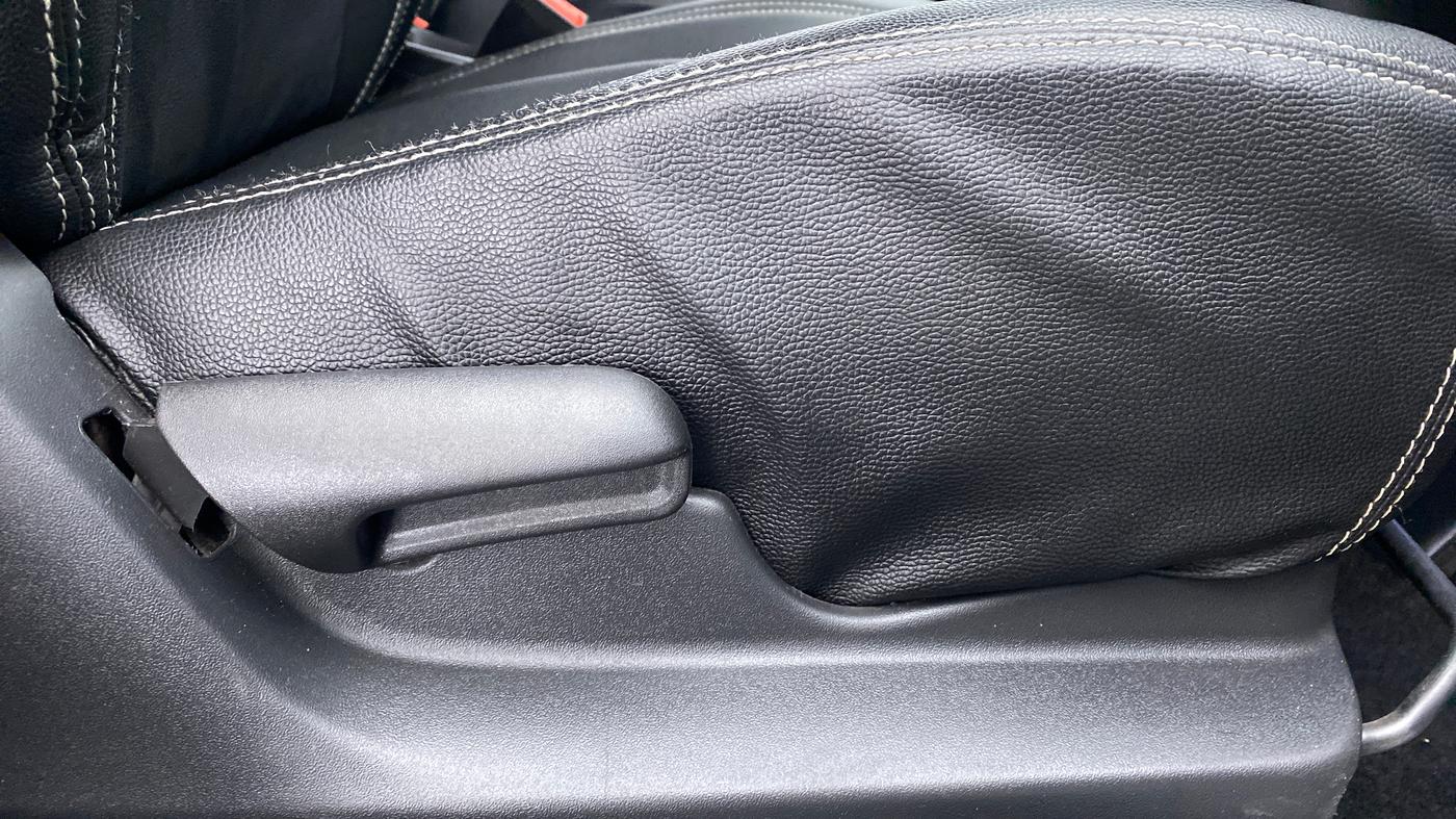 2020 Maruti S Cross DELTA SHVS, Diesel, Manual, 24,519 km, Driver Side Adjustment Panel