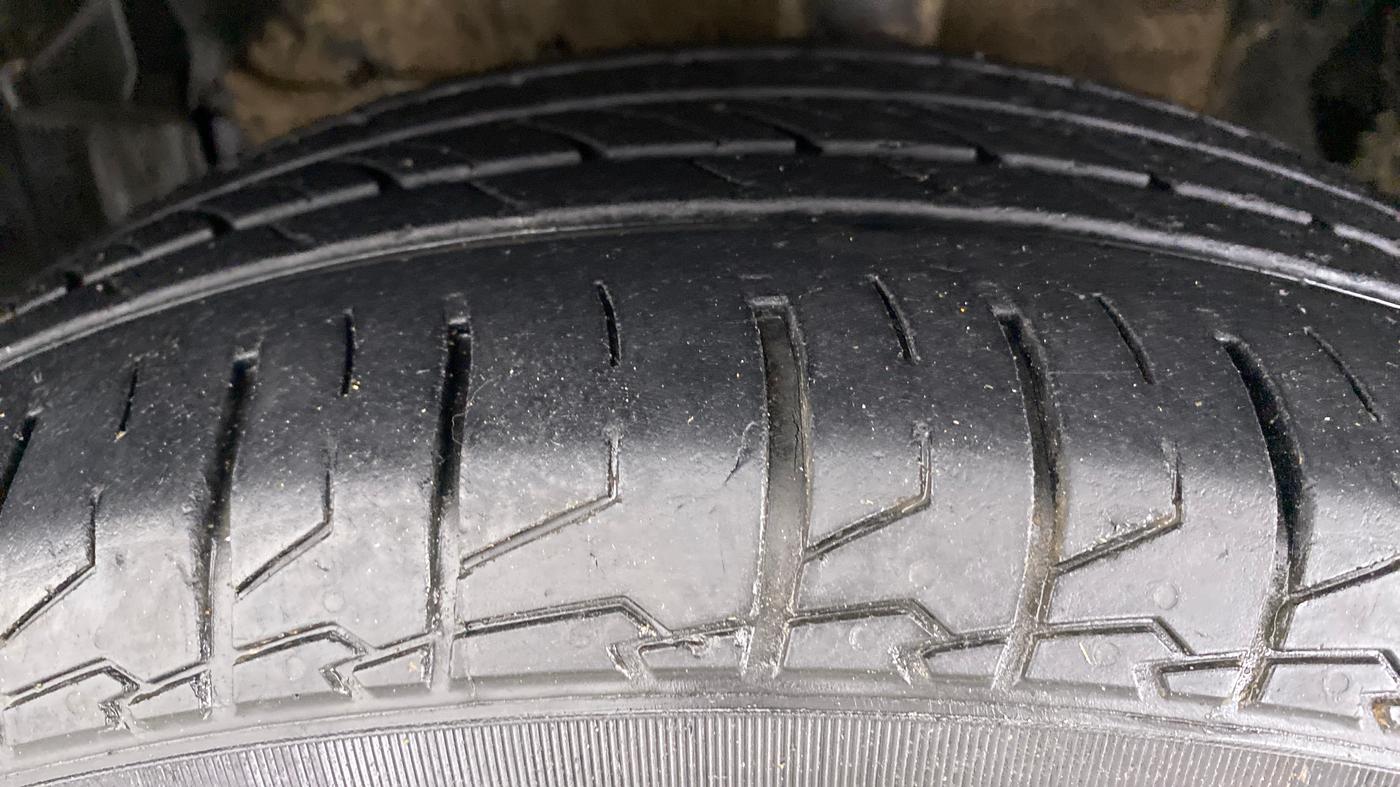 2020 Maruti S Cross DELTA SHVS, Diesel, Manual, 24,519 km, Left Front Tyre Tread