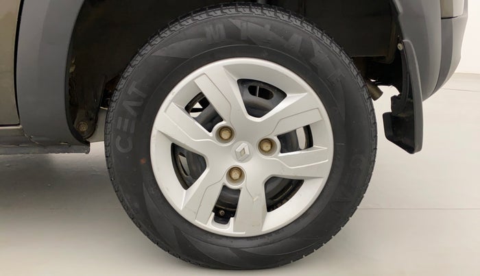 2018 Renault Kwid RXT, Petrol, Manual, 43,158 km, Left Rear Wheel