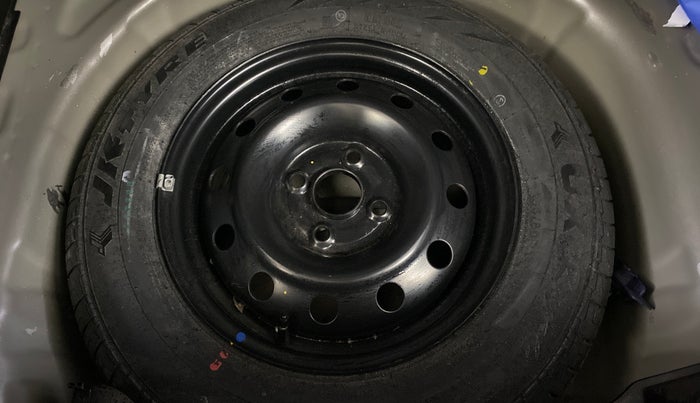 2022 Maruti Swift VXI AMT, Petrol, Automatic, 37,832 km, Spare Tyre