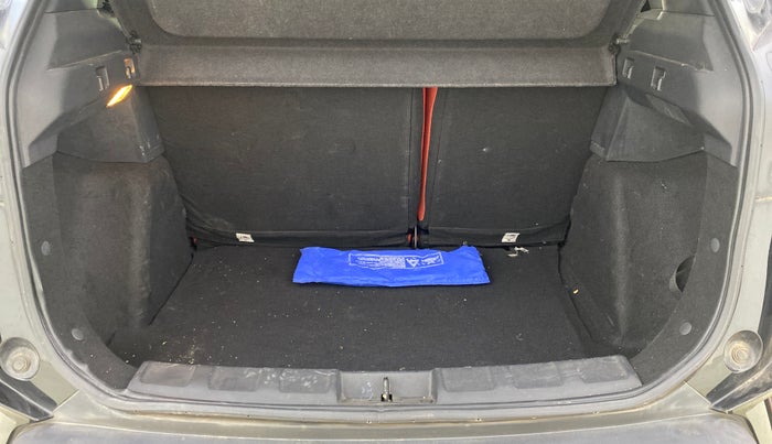 2023 Tata NEXON XZA PLUS LUX SUNROOF DARK DIESEL, Diesel, Automatic, 87,115 km, Boot Inside